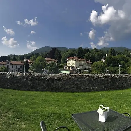Corte Di Pellio Inn 3*